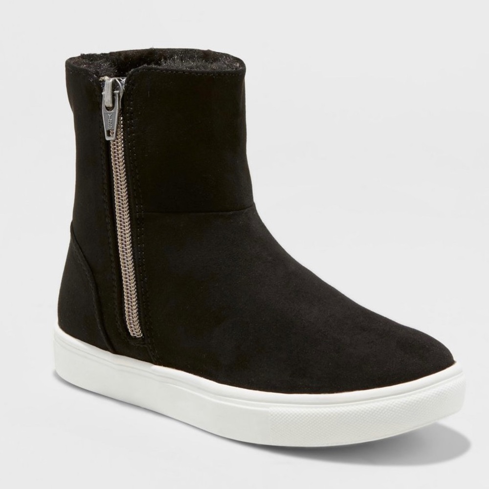 Girls’ Stevies Hi top Shearling Style Boots Black